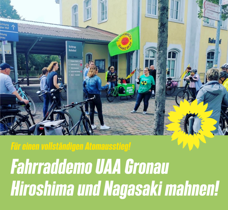 Fahrraddemo zur Urananreicherungsanlage in Gronau